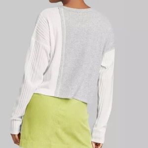 Wild Fable Gray Long Sleeve Cropped T-Shirt